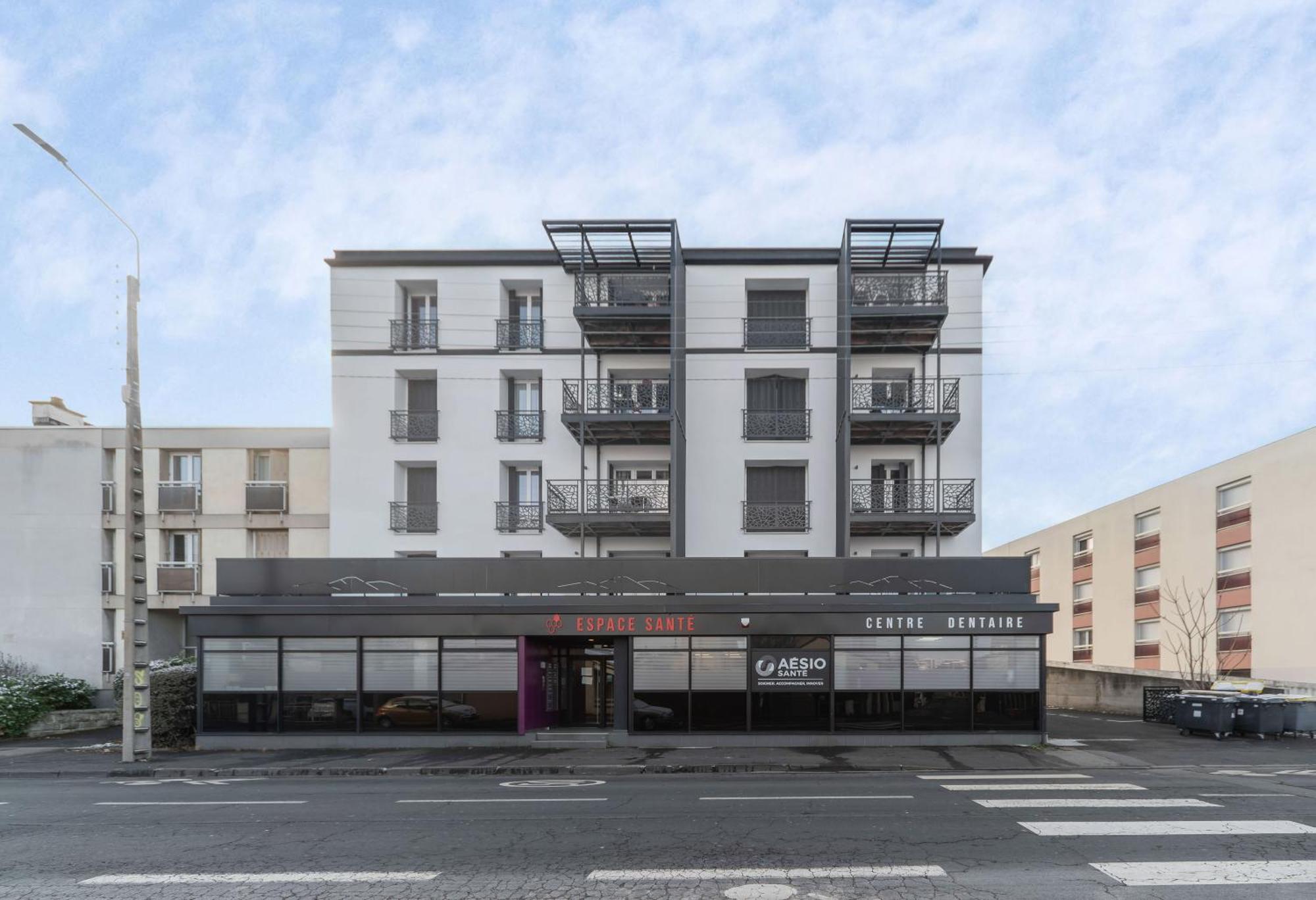 Residence Leon Blum - Appartements Design - Parking Clermont-Ferrand Esterno foto